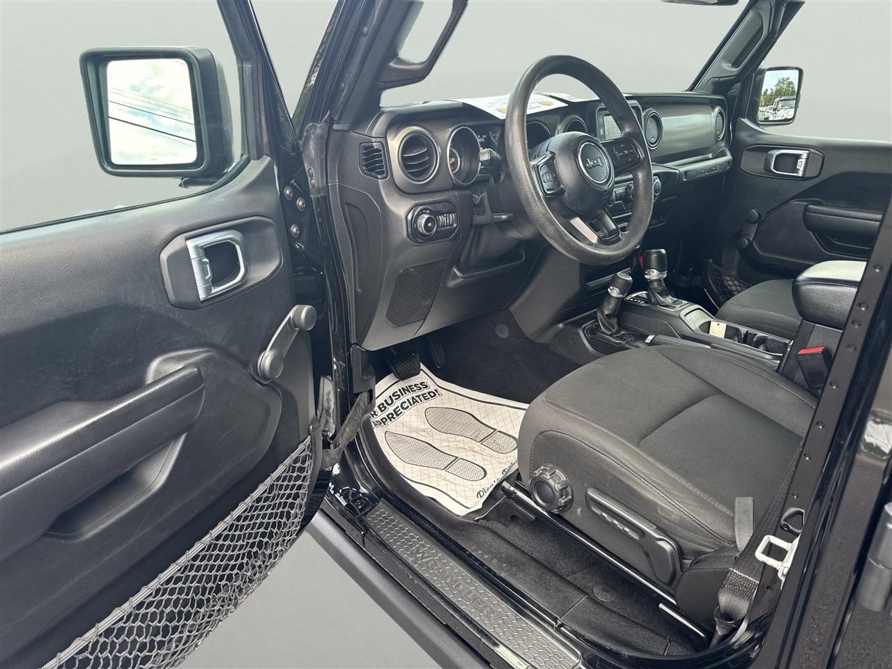 Jeep Wrangler Unlimited Willys Sport 4x4 2021