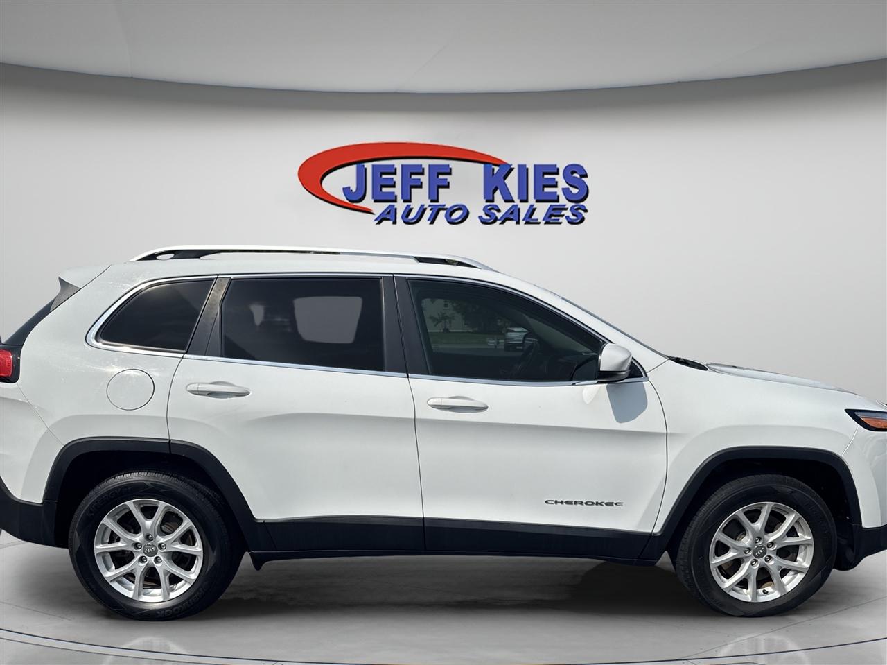 Jeep Cherokee 4WD 4dr Latitude 2016