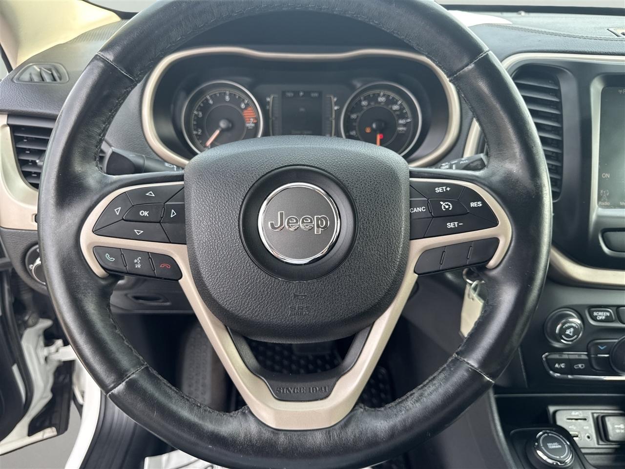Jeep Cherokee 4WD 4dr Latitude 2016