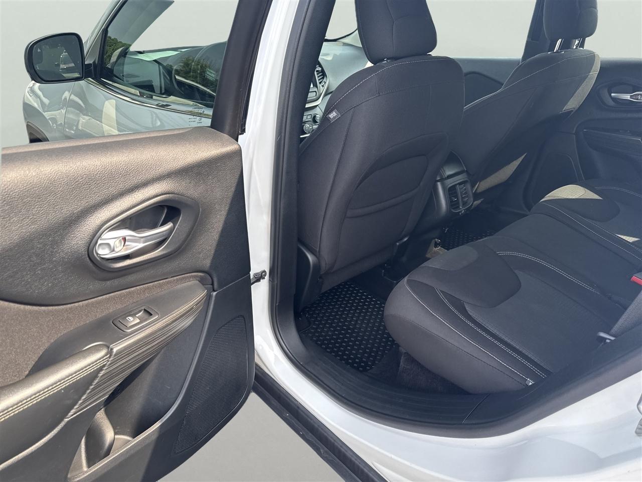 Jeep Cherokee 4WD 4dr Latitude 2016