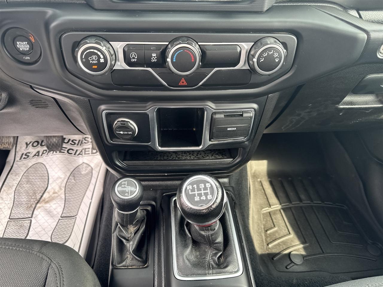 Jeep Wrangler Sport 4x4 2019