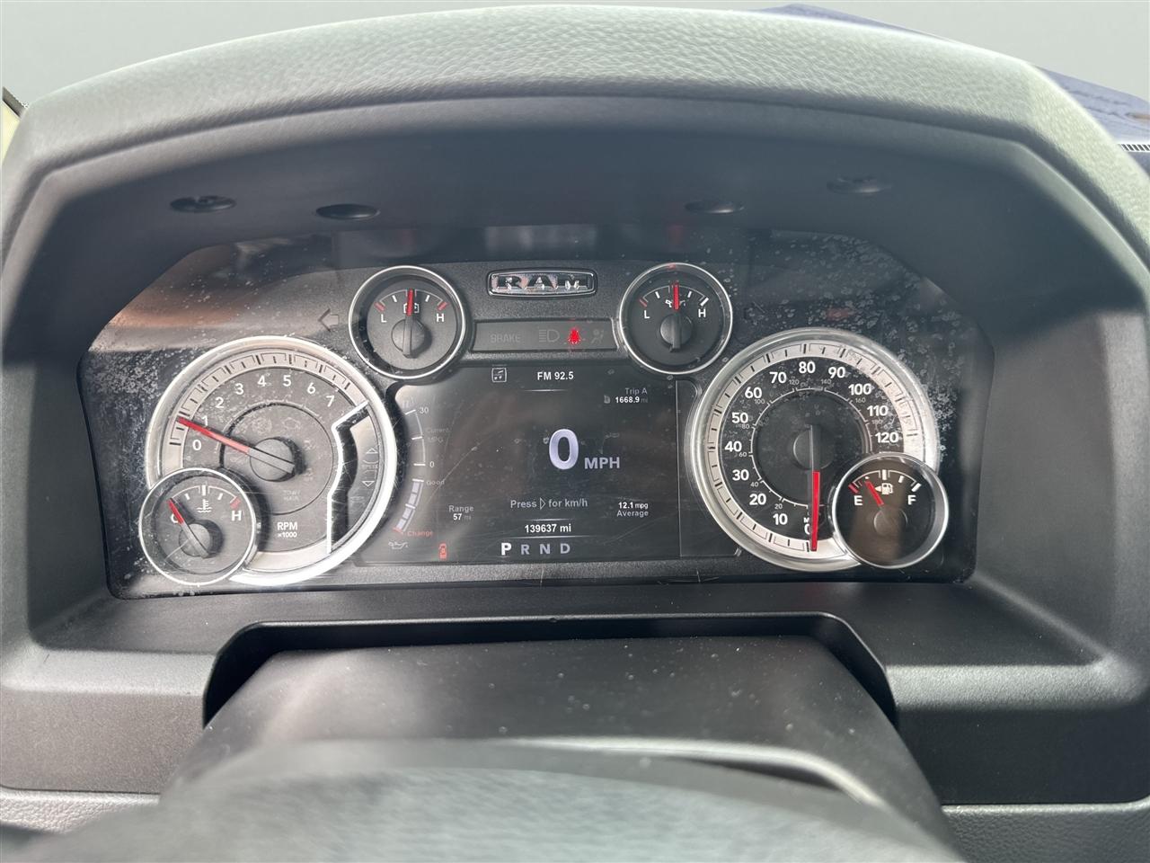 RAM 1500 4WD Quad Cab 140.5" Big Horn 2015