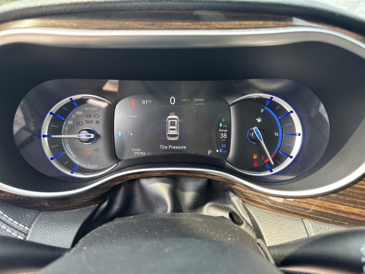 Chrysler Pacifica Hybrid Limited FWD 2023
