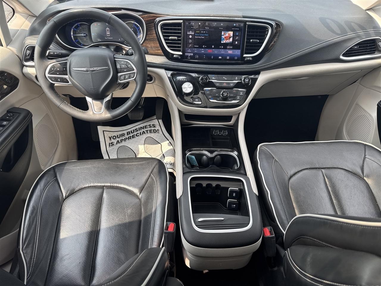 Chrysler Pacifica Hybrid Limited FWD 2023