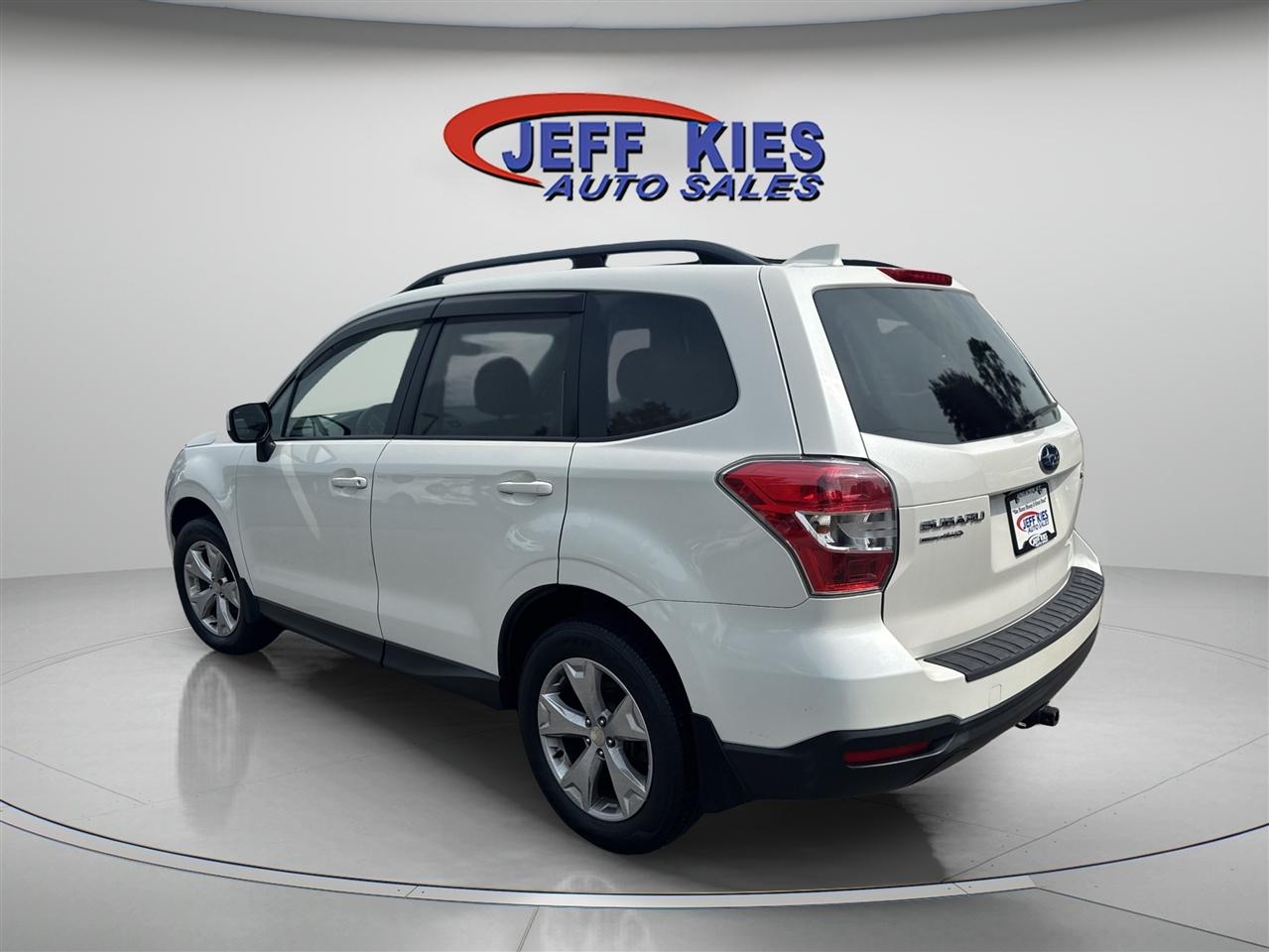 Subaru Forester 4dr CVT 2.5i Premium PZEV 2016