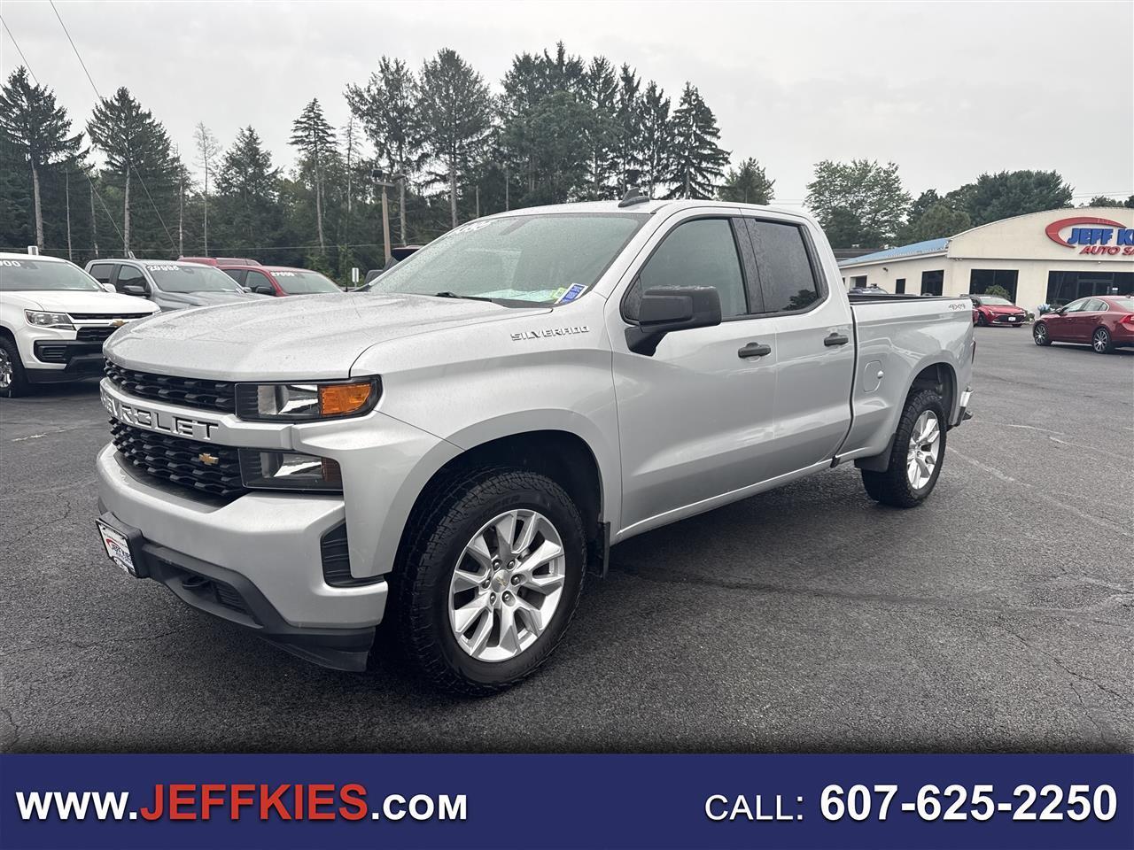 2020 Chevrolet Silverado 1500 4WD Double Cab 147" Custom