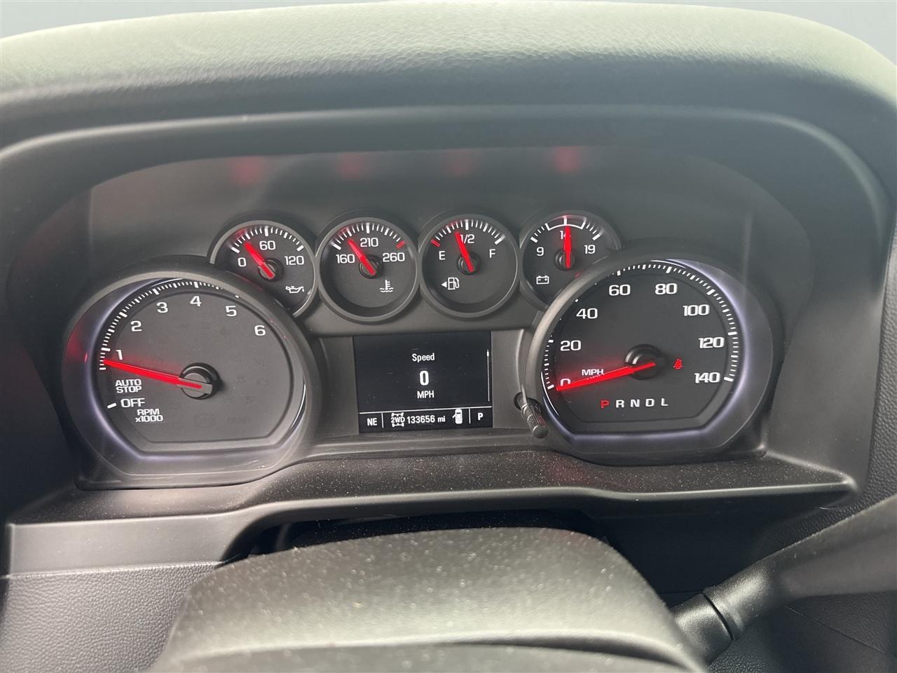 Chevrolet Silverado 1500 4WD Double Cab 147" Custom 2020