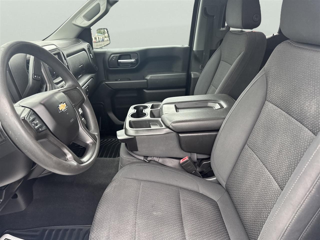 Chevrolet Silverado 1500 4WD Double Cab 147" Custom 2020