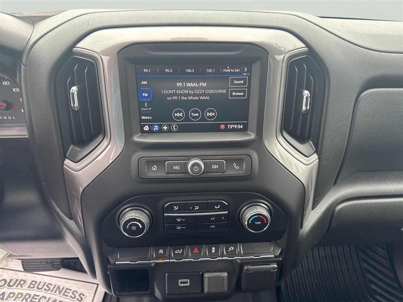 Chevrolet Silverado 1500 4WD Double Cab 147" Custom 2020