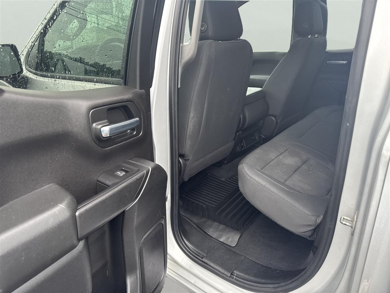 Chevrolet Silverado 1500 4WD Double Cab 147" Custom 2020