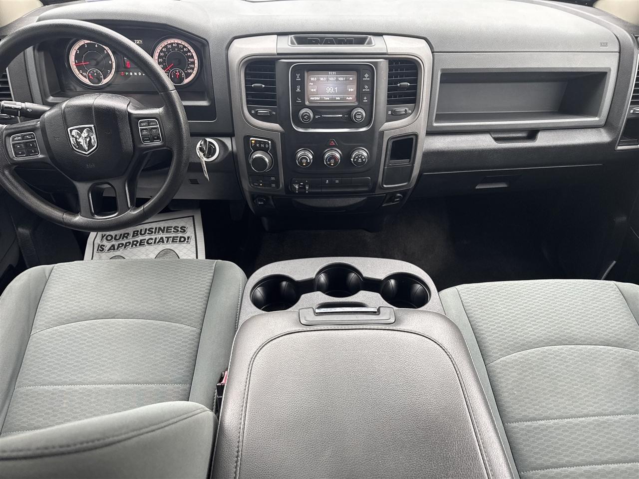 RAM 1500 Tradesman 4x4 Crew Cab 6'4" Box 2018