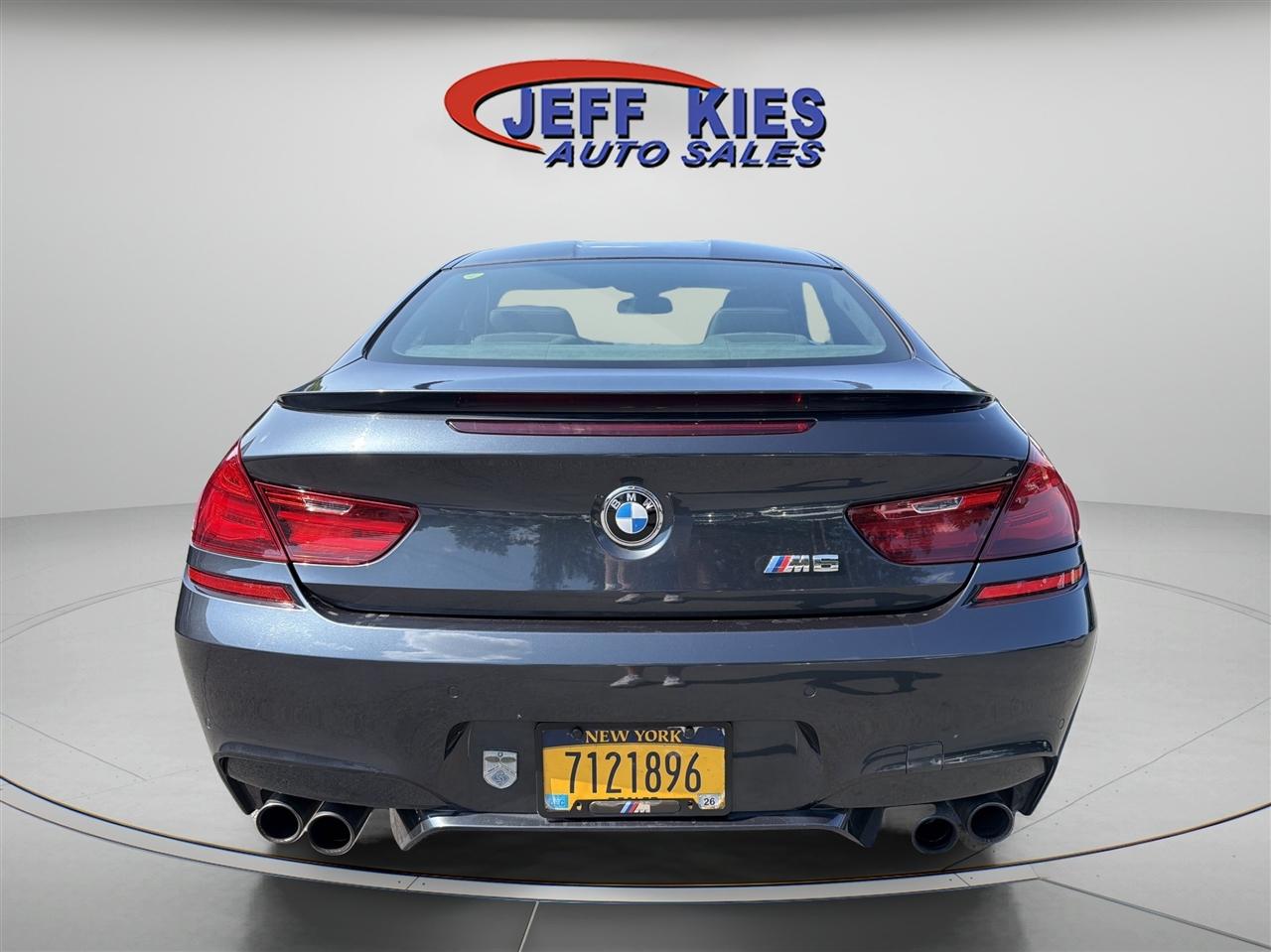 BMW M6 2dr Cpe 2013