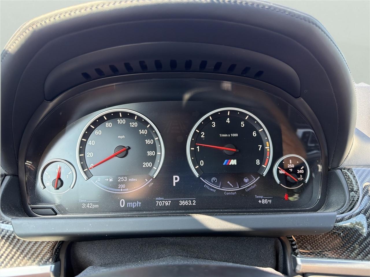 BMW M6 2dr Cpe 2013