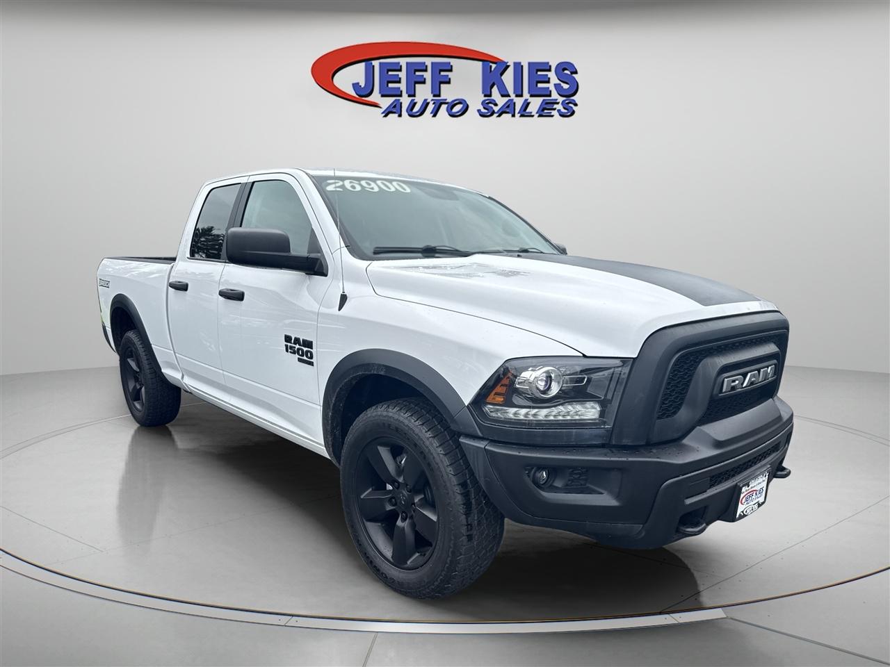 RAM 1500 Classic Warlock 4x4 Quad Cab 6'4" Box 2020