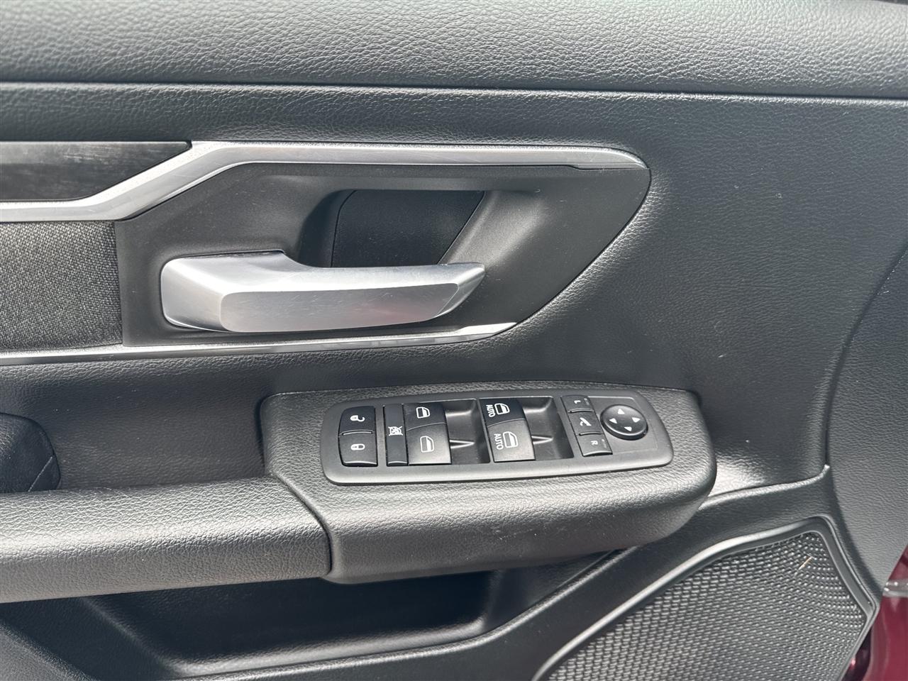 RAM 1500 Big Horn/Lone Star 4x4 Crew Cab 5'7" Box 2019