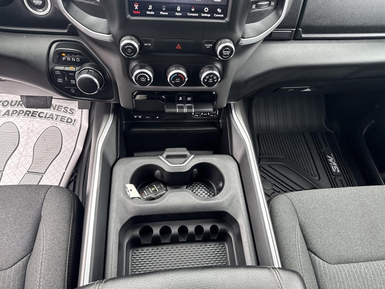 RAM 1500 Big Horn/Lone Star 4x4 Crew Cab 5'7" Box 2019