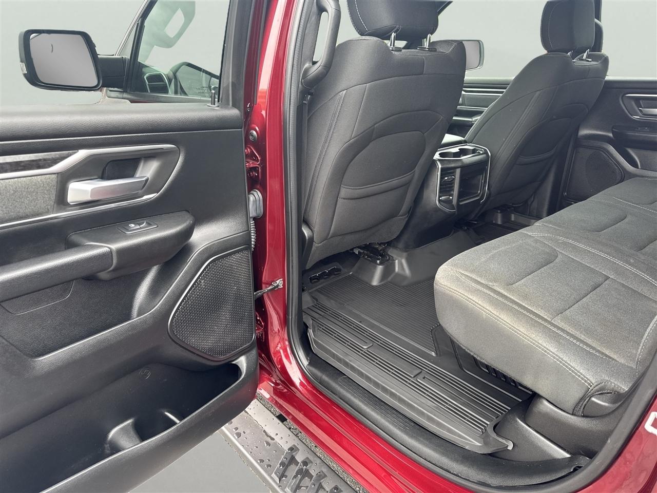 RAM 1500 Big Horn/Lone Star 4x4 Crew Cab 5'7" Box 2019