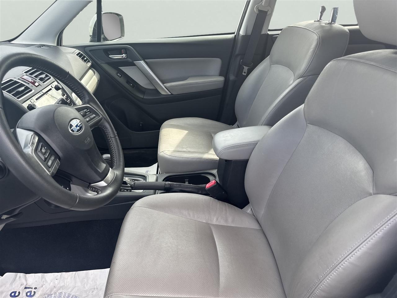 Subaru Forester 4dr CVT 2.5i Touring PZEV 2016