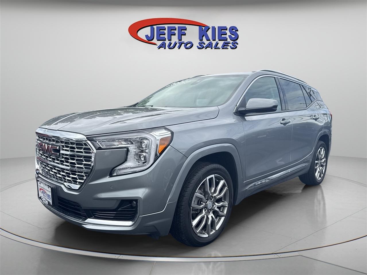 2023 GMC Terrain AWD 4dr Denali
