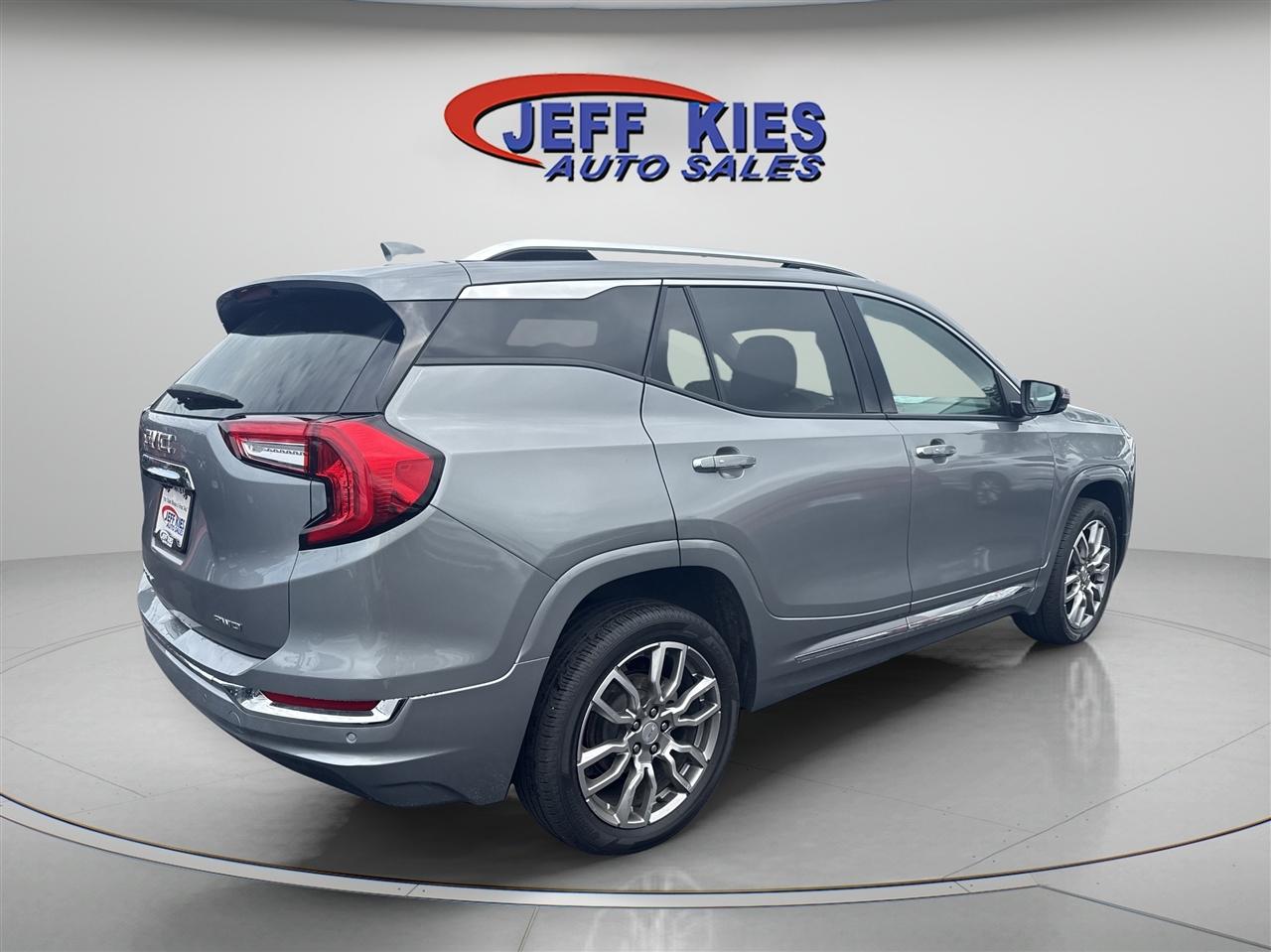 GMC Terrain AWD 4dr Denali 2023