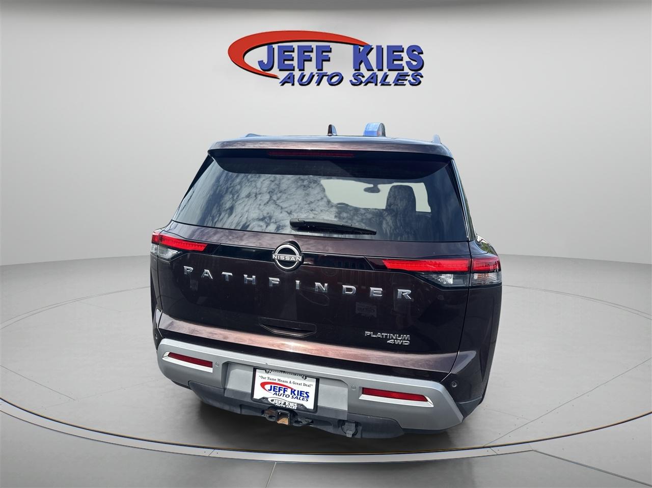 Nissan Pathfinder Platinum 4WD 2022