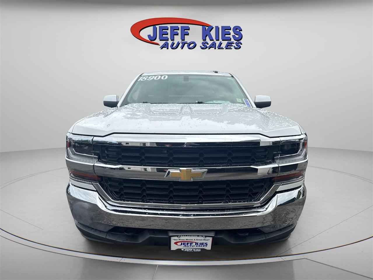 Chevrolet Silverado 1500 4WD Reg Cab 133.0" LS 2016