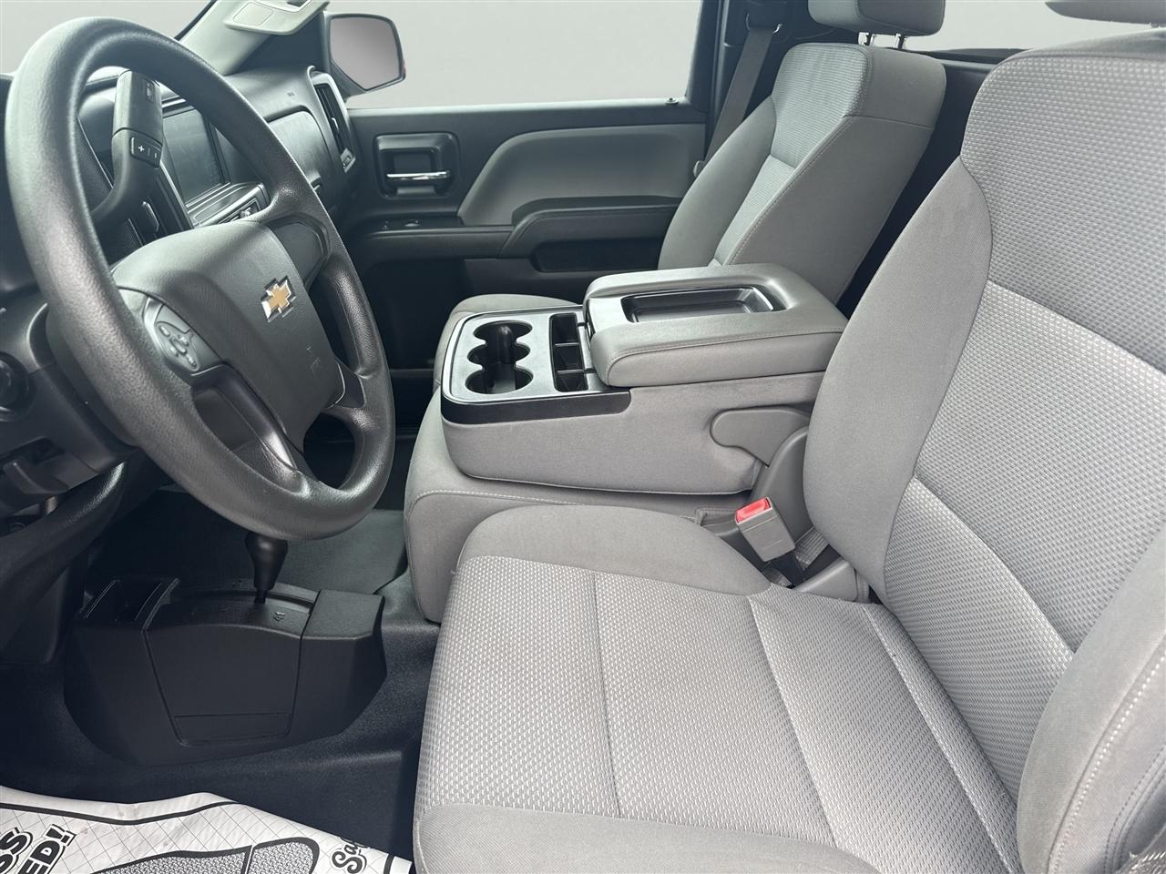 Chevrolet Silverado 1500 4WD Reg Cab 133.0" LS 2016