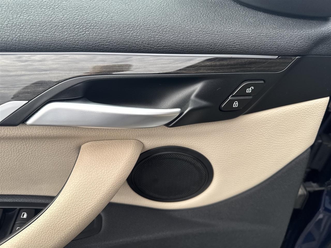 BMW X1 xDrive28i Sports Activity Vehicle 2020