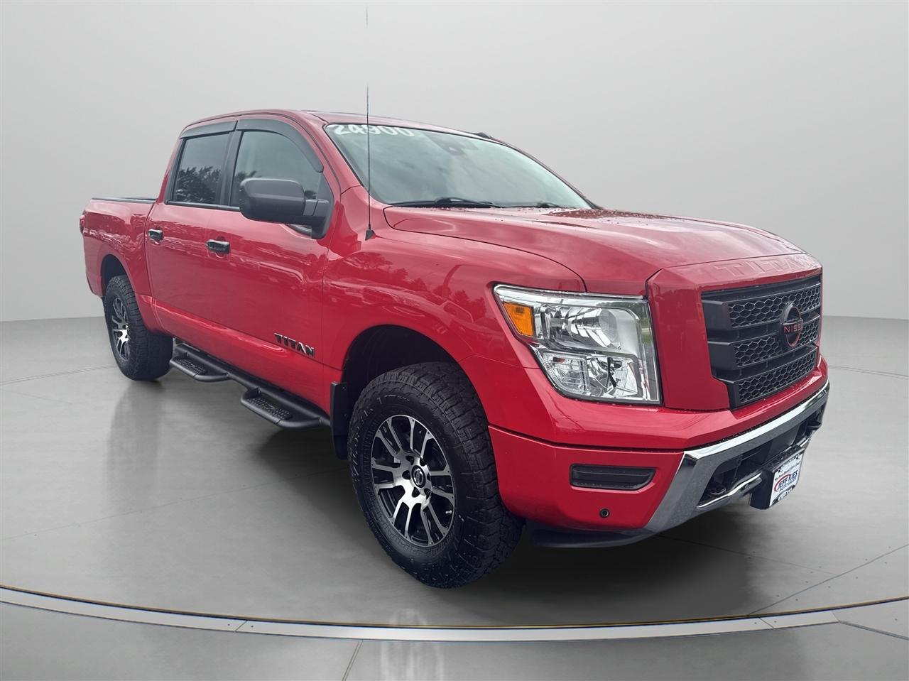 Nissan Titan 4x4 Crew Cab SV 2021