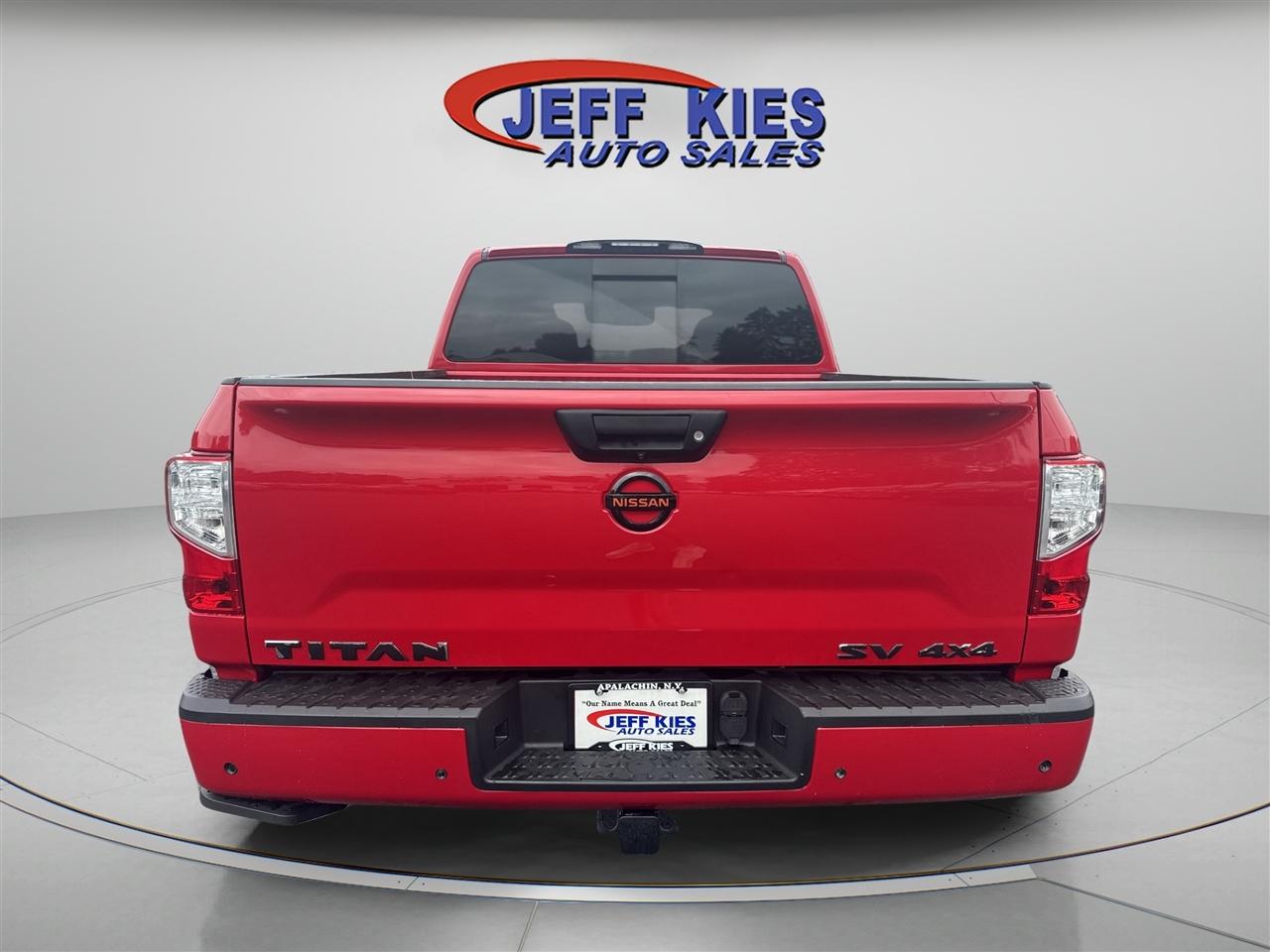 Nissan Titan 4x4 Crew Cab SV 2021