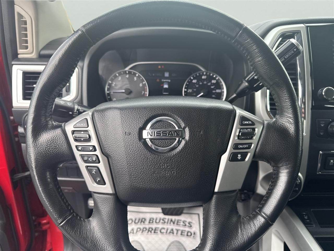 Nissan Titan 4x4 Crew Cab SV 2021