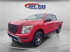 2021 Nissan Titan 