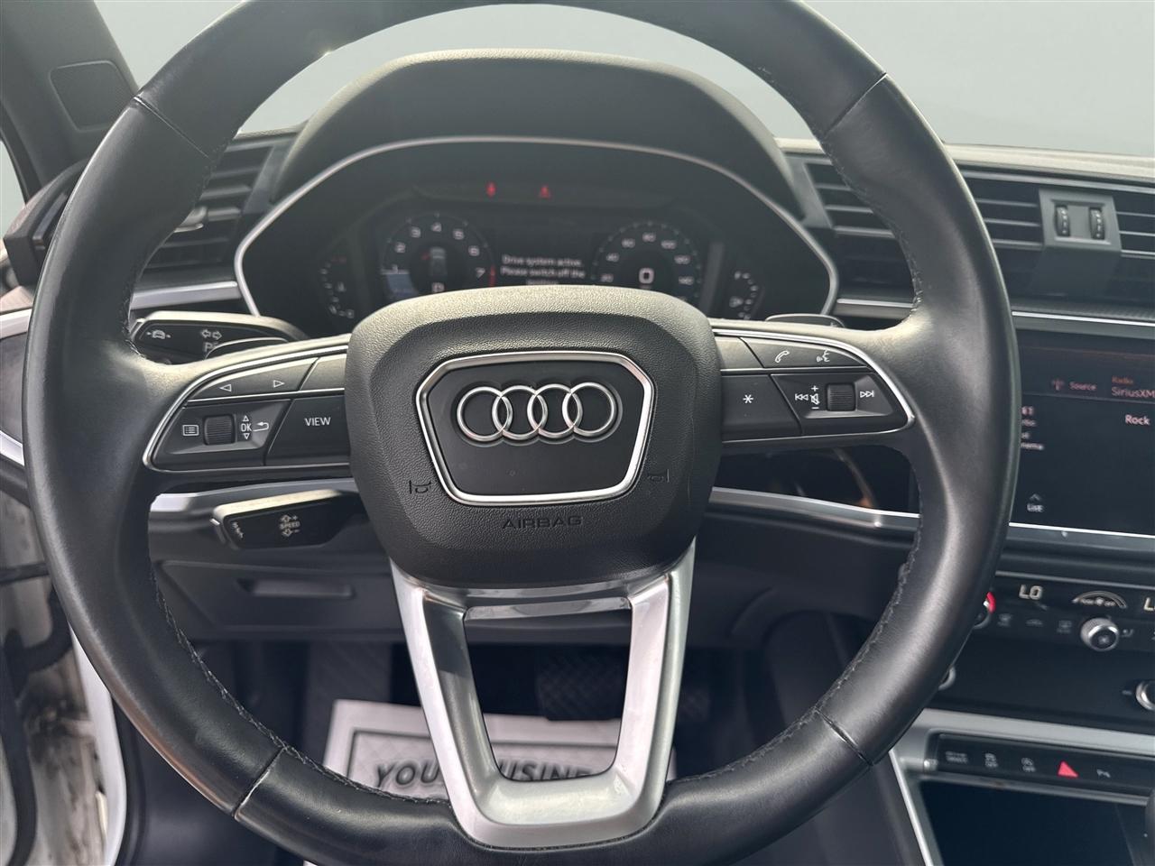 Audi Q3 S line Premium 45 TFSI quattro 2021