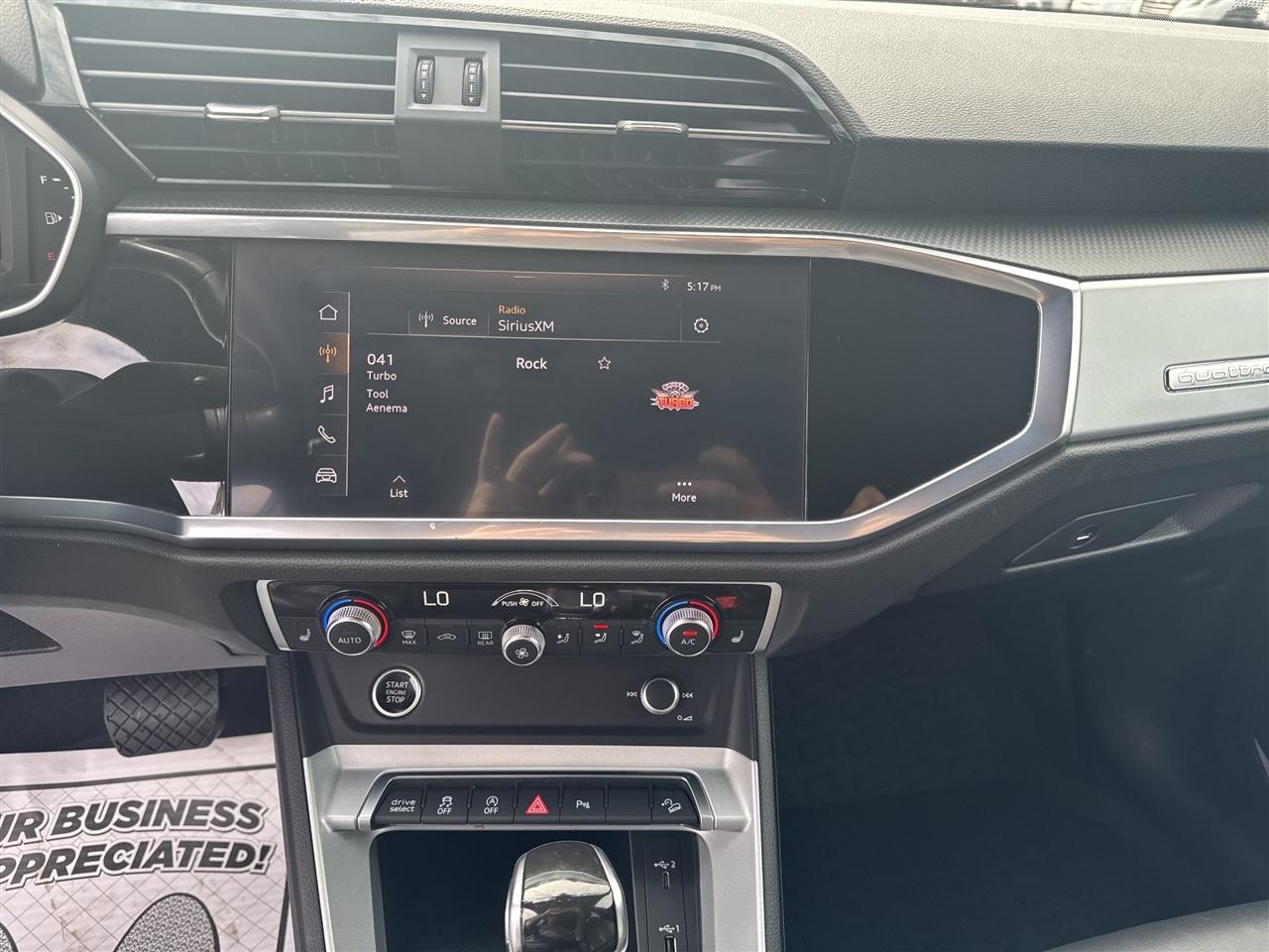 Audi Q3 S line Premium 45 TFSI quattro 2021