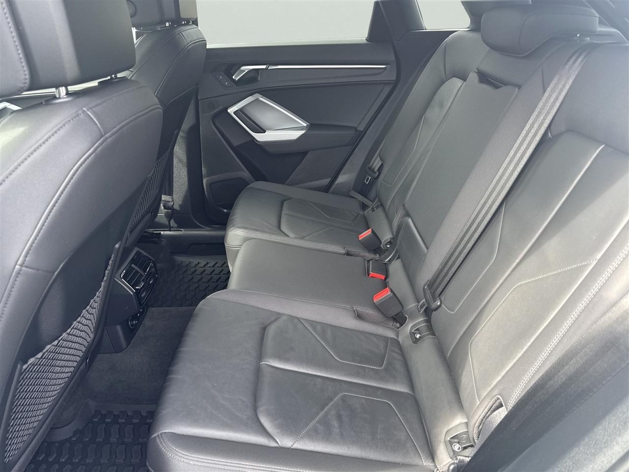 Audi Q3 S line Premium 45 TFSI quattro 2021