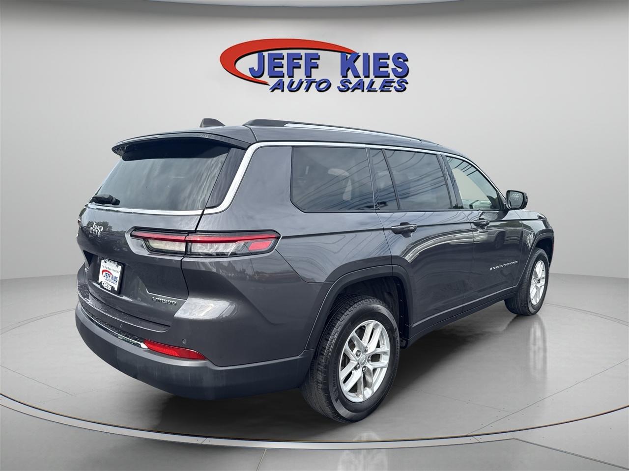 Jeep Grand Cherokee L Laredo 4x4 2023