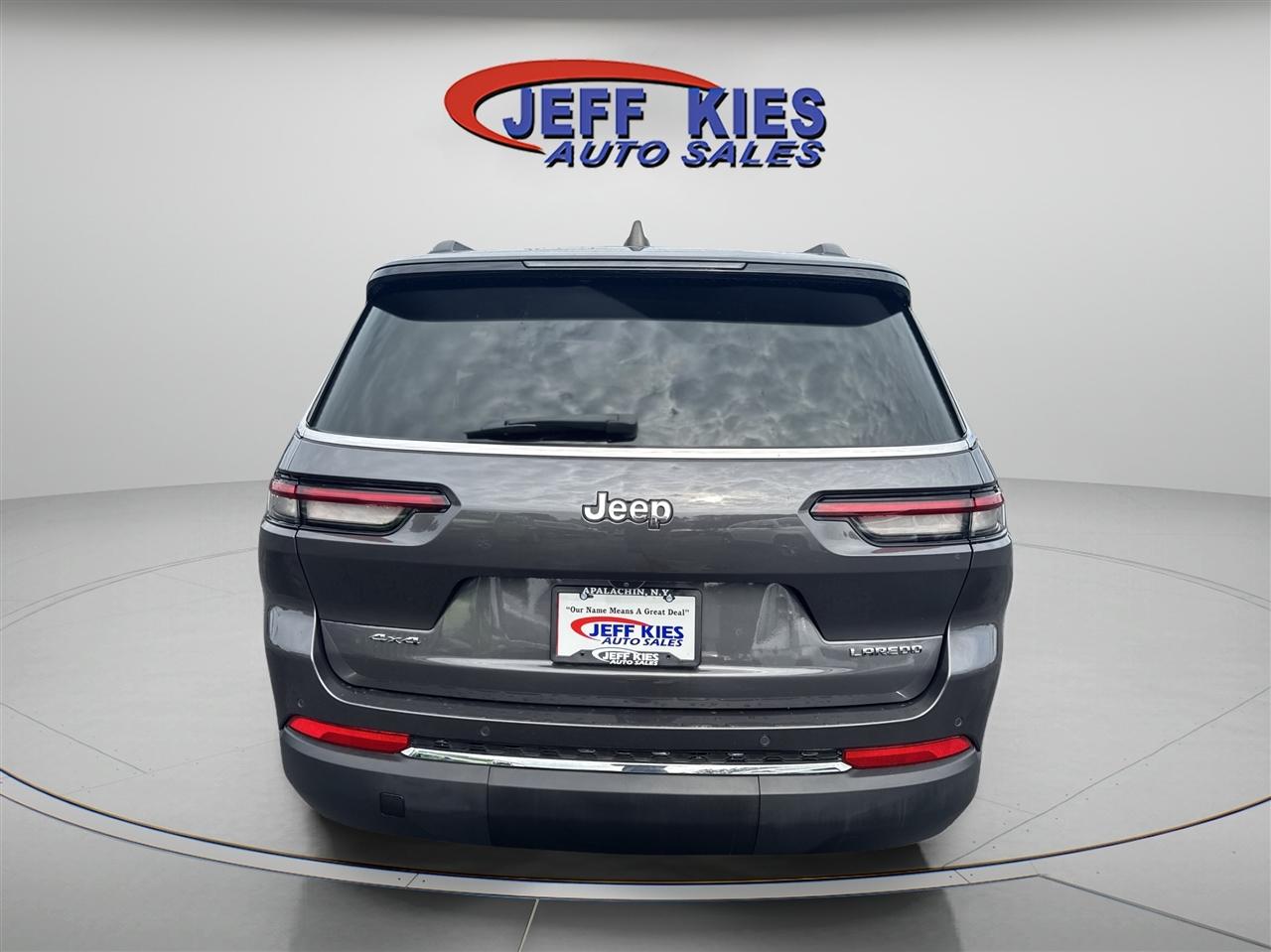 Jeep Grand Cherokee L Laredo 4x4 2023
