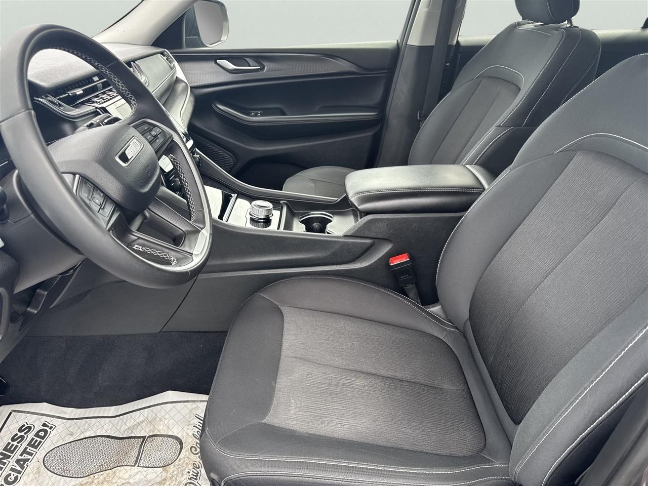 Jeep Grand Cherokee L Laredo 4x4 2023