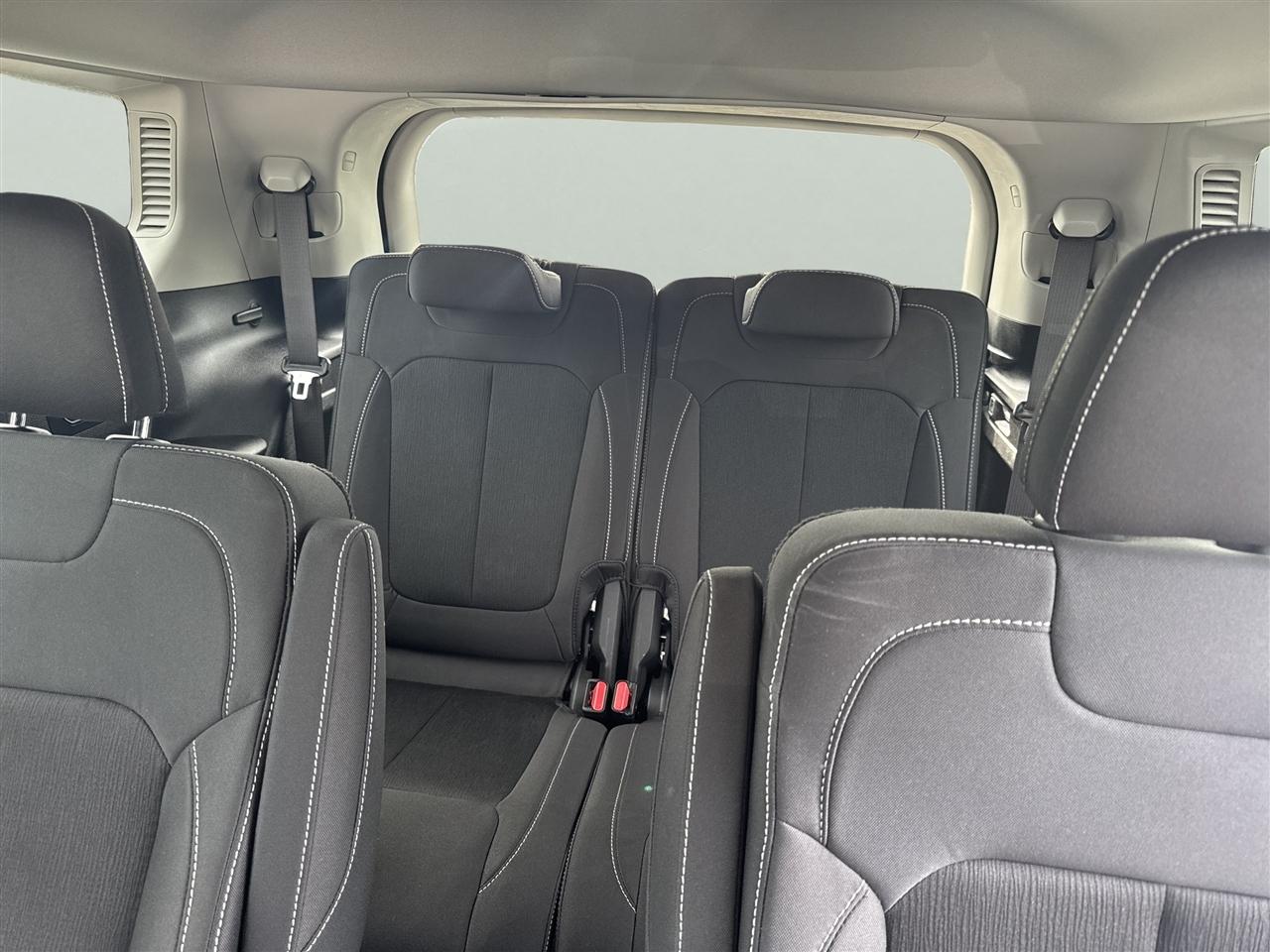 Jeep Grand Cherokee L Laredo 4x4 2023