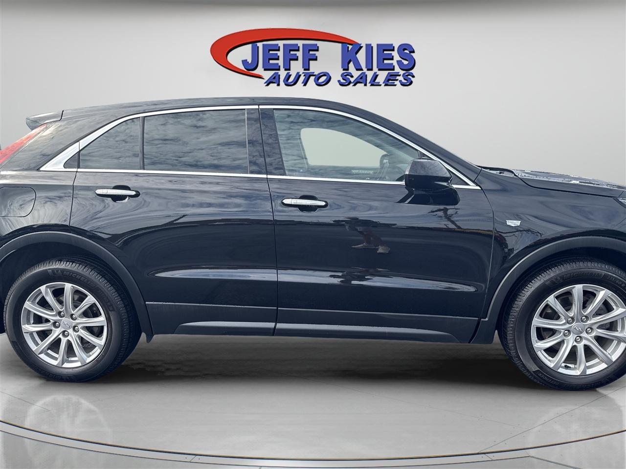 Cadillac XT4 AWD 4dr Luxury 2022