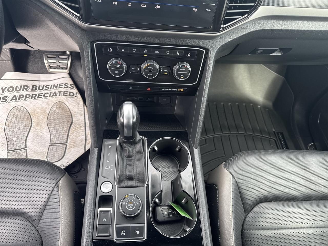 Volkswagen Atlas Cross Sport 3.6L V6 SEL Premium R-Line 4MOTION 2020