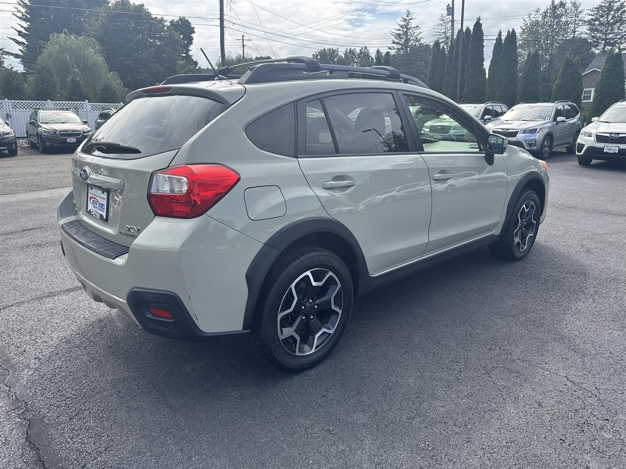 Subaru XV Crosstrek 5dr CVT 2.0i Premium 2015