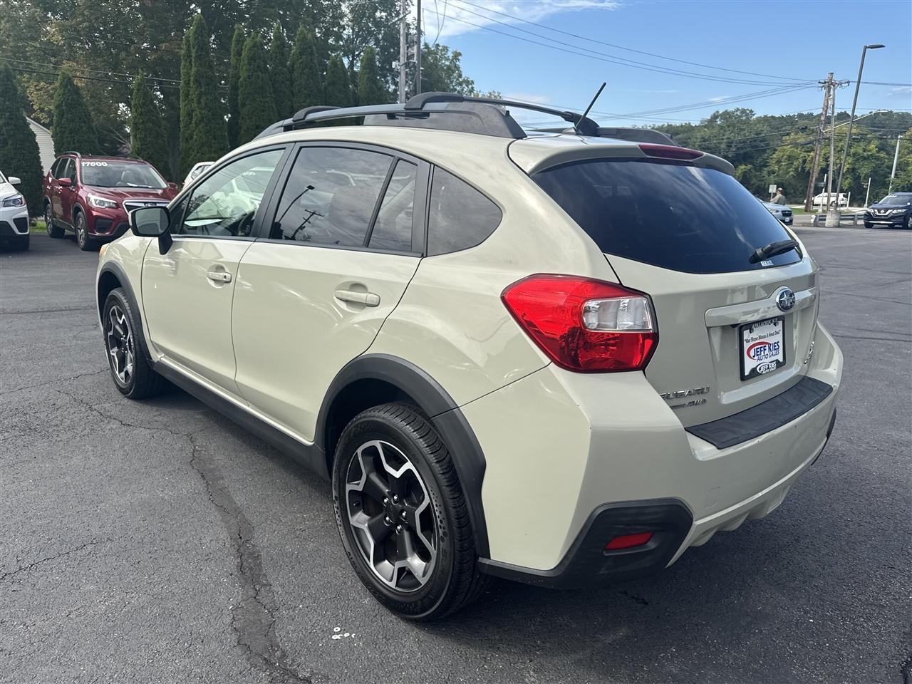 Subaru XV Crosstrek 5dr CVT 2.0i Premium 2015