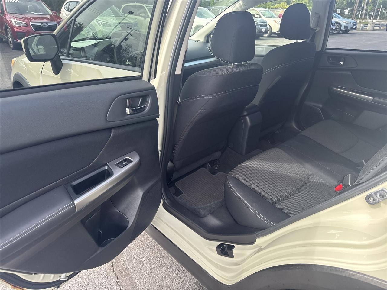 Subaru XV Crosstrek 5dr CVT 2.0i Premium 2015