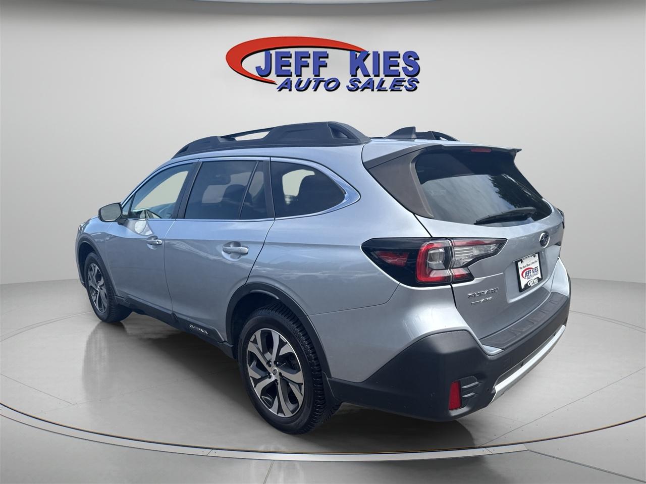 Subaru Outback Limited CVT 2021