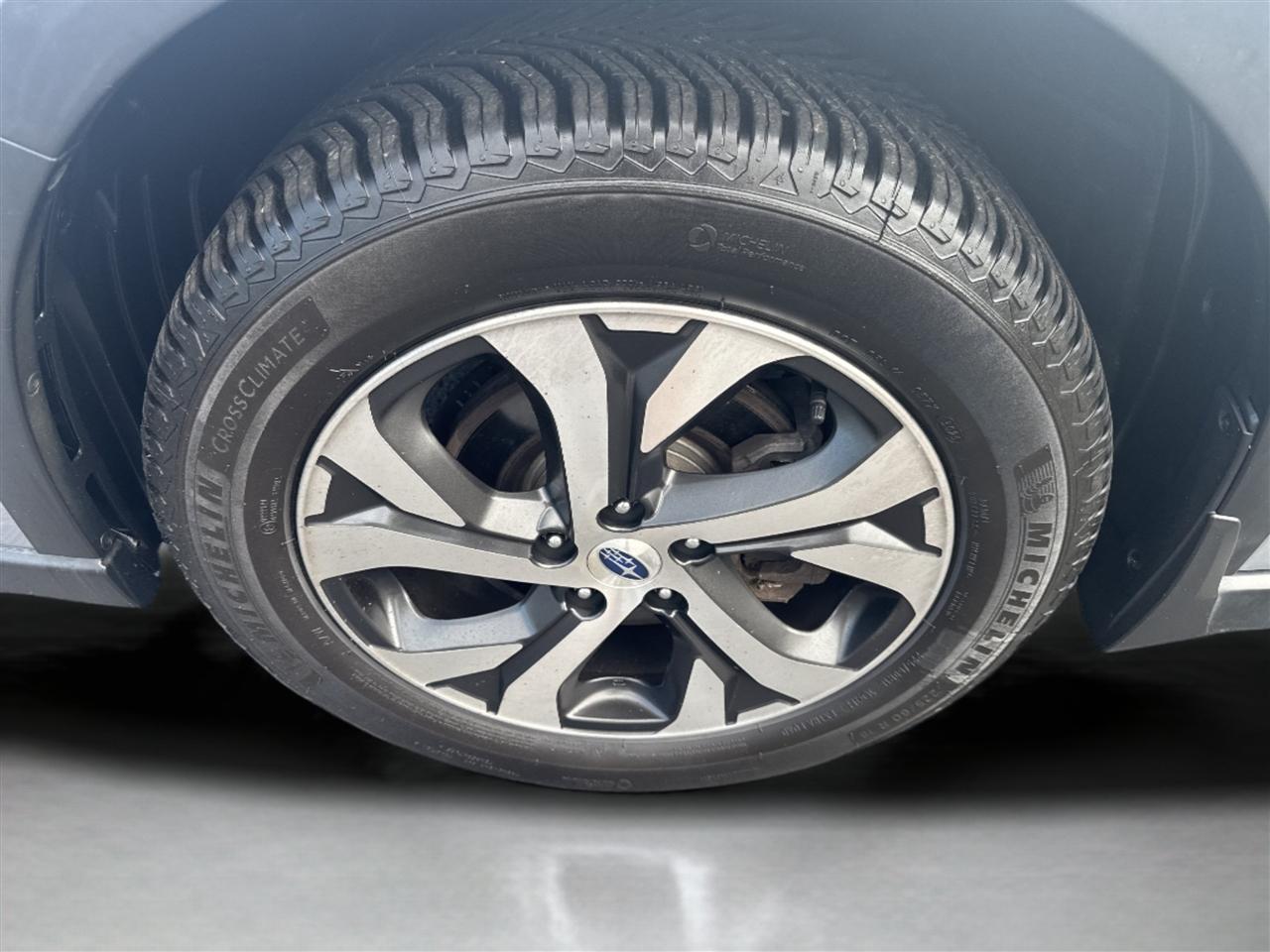 Subaru Outback Limited CVT 2021