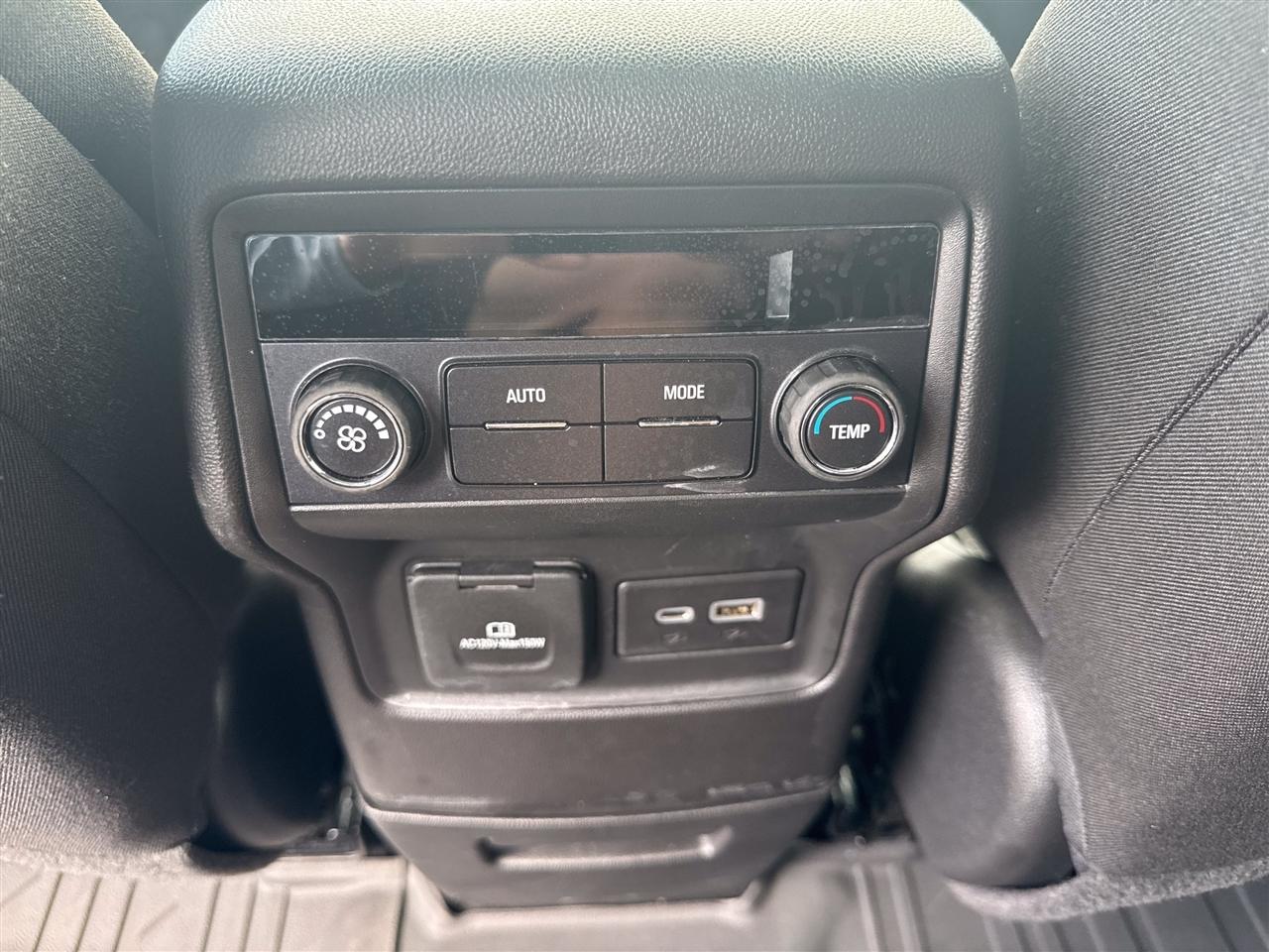 GMC Acadia AWD 4dr SLE 2023