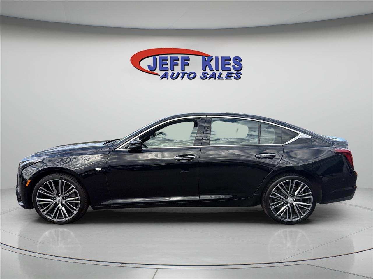 Cadillac CT5 4dr Sdn Premium Luxury 2026