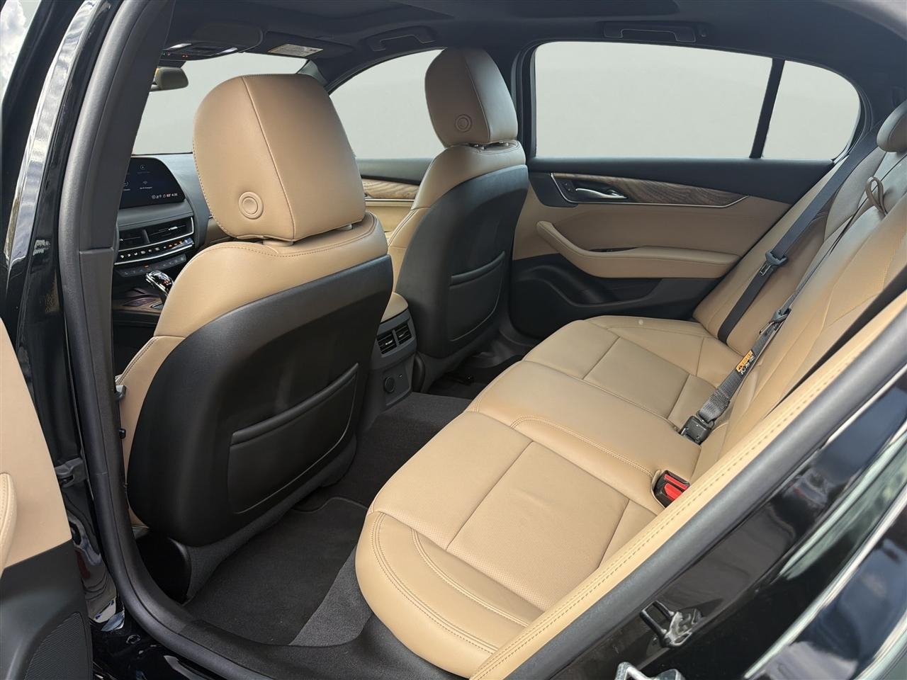 Cadillac CT5 4dr Sdn Premium Luxury 2026