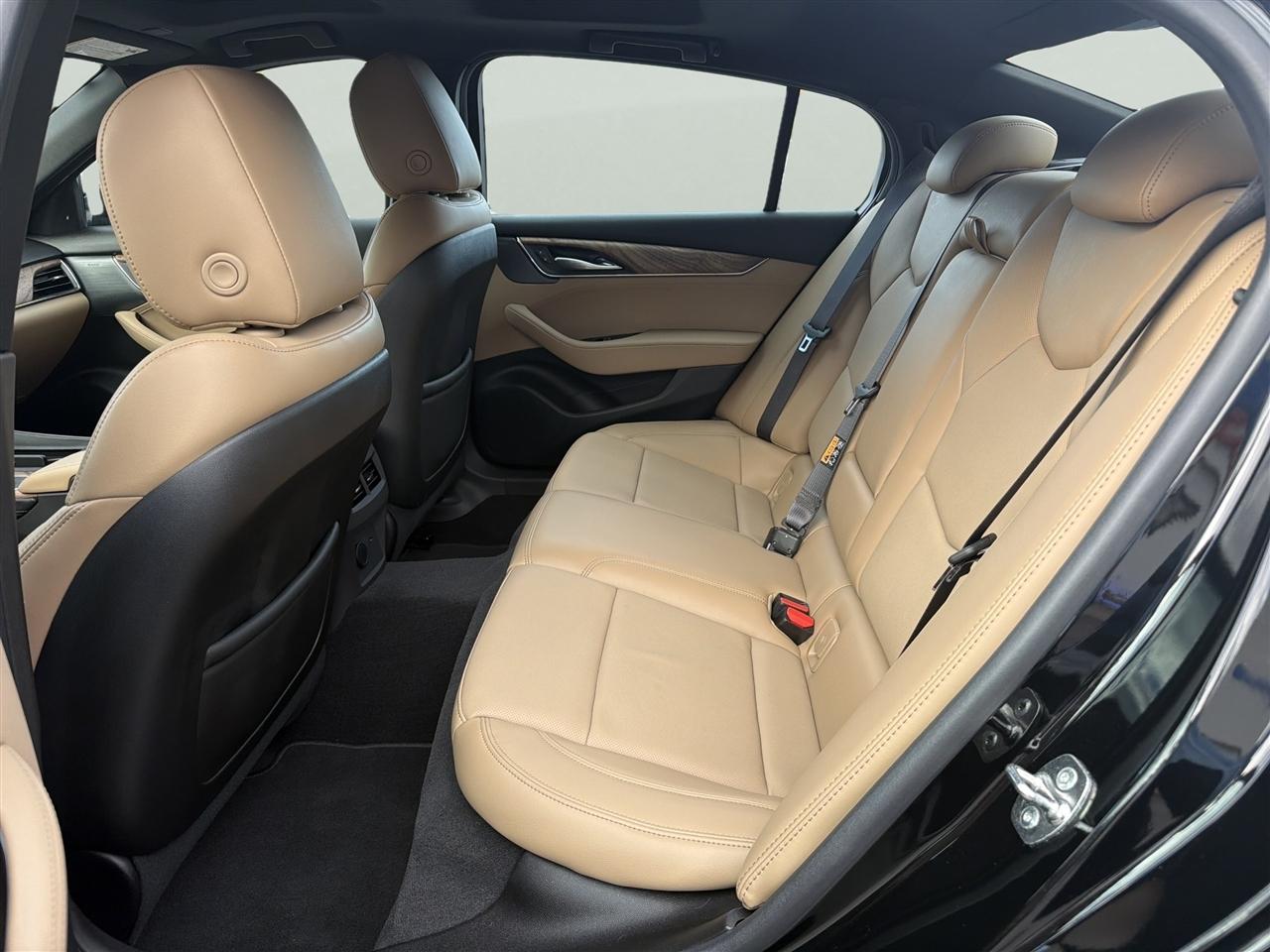 Cadillac CT5 4dr Sdn Premium Luxury 2026